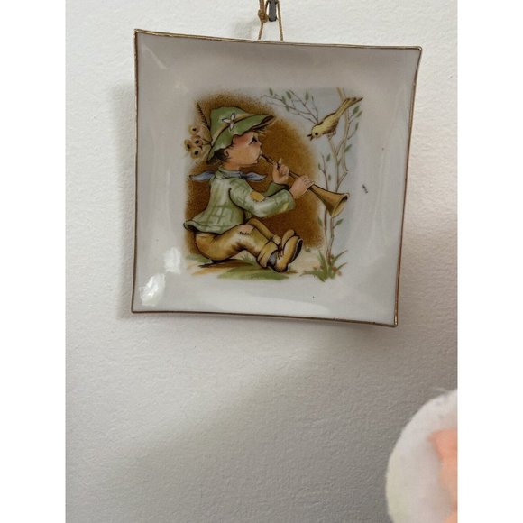 Vintage Hand Painted Small Porcelain Wall Hanging Plate or Christmas Ornament 3" - Picture 9 of 16